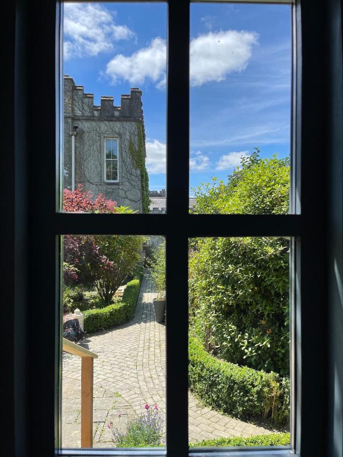 Camping Hawthorn Hut Kilkenny Glamping At Jenkinstown House